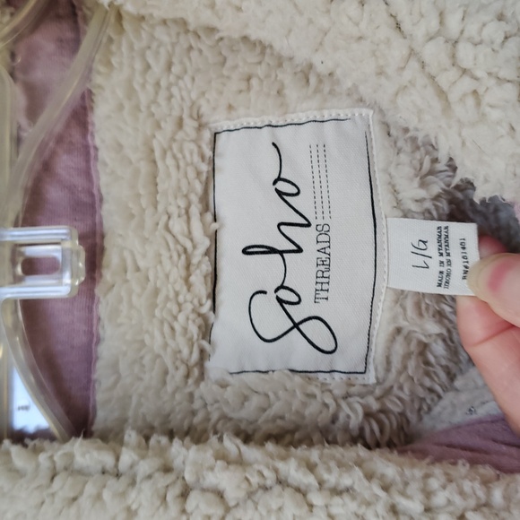 Women's Sherpa-Lined Shacket - Picture 3 of 8